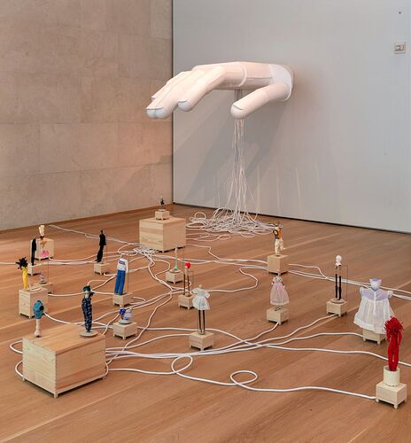 For her "Waiting for Robot" exhibition, artist Celia Eberle created a giant animatronic hand...
